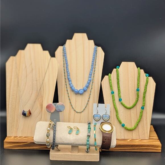 Ocean Breeze / Coastal Calm Jewelry Collection – 12 Pieces - Picture 1 of 8